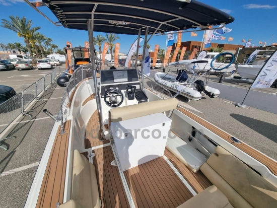 Boston Whaler Outrage 21 usata in vendita