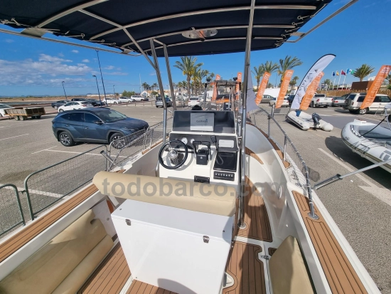 Boston Whaler Outrage 21 usata in vendita