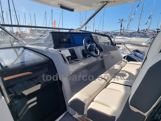 Jeanneau Cap Camarat 10.5 Serie 2 WA usata in vendita