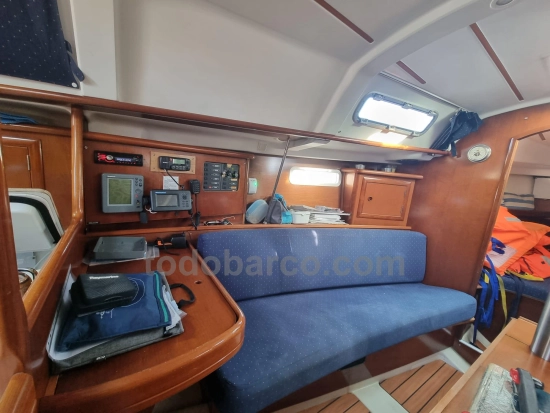 Beneteau Oceanis Clipper 331 usata in vendita
