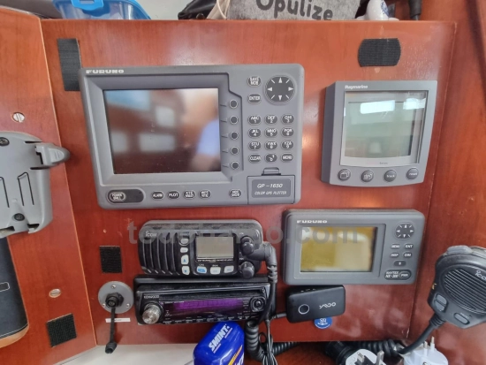Beneteau Oceanis Clipper 423 de segunda mano en venta