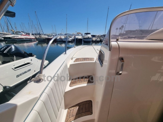Mano Marine 25 Sport usata in vendita