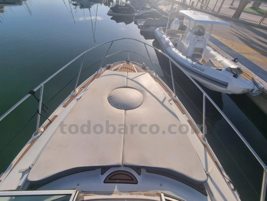 Maxum 2700 Se usata in vendita