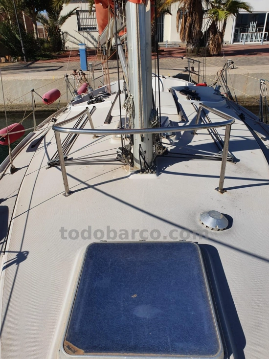 Jeanneau Gin Fizz Ketch 37 usata in vendita