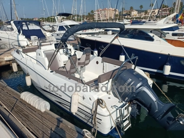 Jeanneau Cap Camarat 755 CC WA de segunda mano en venta