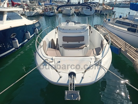 Jeanneau Cap Camarat 755 CC WA usado à venda