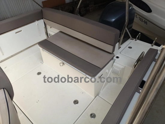 Jeanneau Cap Camarat 755 CC WA usata in vendita