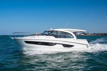 Beneteau Antares 11 brand new for sale