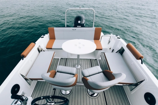 Beneteau Flyer 7 SpaceDeck brand new for sale