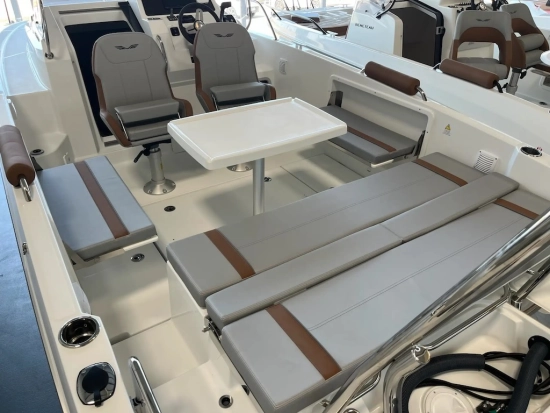 Beneteau Flyer 8 SunDeck nuova in vendita