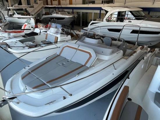 Beneteau Flyer 8 SunDeck nuova in vendita