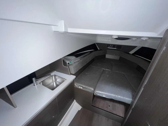 Beneteau Flyer 9 SunDeck nuova in vendita