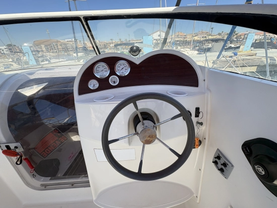 Quicksilver Cruiser 620 de segunda mano en venta