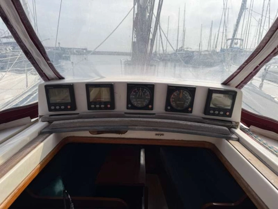 Furia Yachts 332 usata in vendita