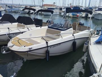 Quicksilver Open Activ 675 usado à venda