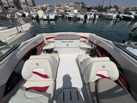 Four Winns Horizon 170 usata in vendita