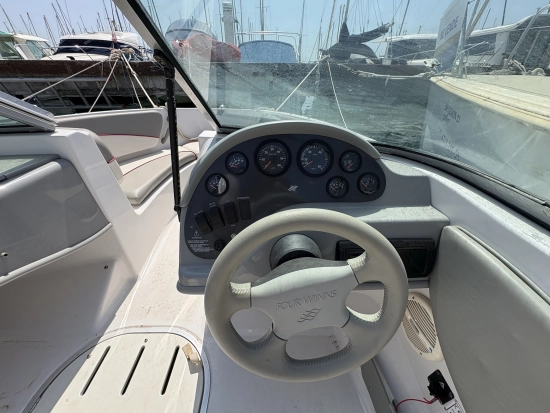 Four Winns Horizon 170 usata in vendita