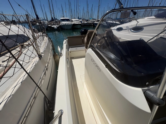 Quicksilver Open 675 usata in vendita