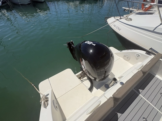 Quicksilver Open 675 usata in vendita