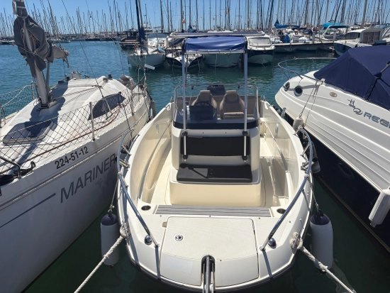 Quicksilver Open 675 usata in vendita