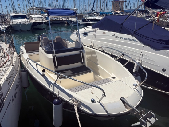 Quicksilver Open 675 usata in vendita