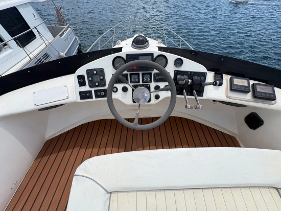 Sealine 310 Statesman usata in vendita