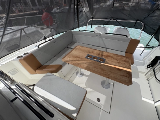 Beneteau Flyer 9 Sundeck usado à venda