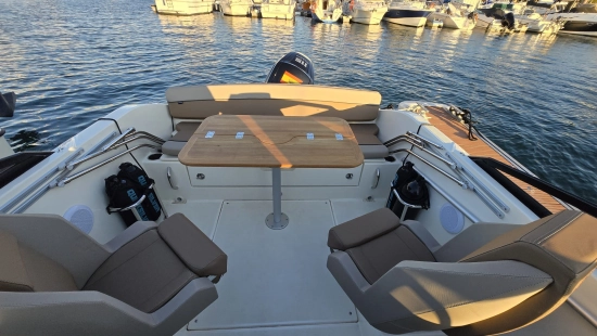 Quicksilver Cruiser Activ 605 de segunda mano en venta