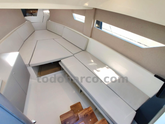 Nuva Yachts M9 Cabin usata in vendita