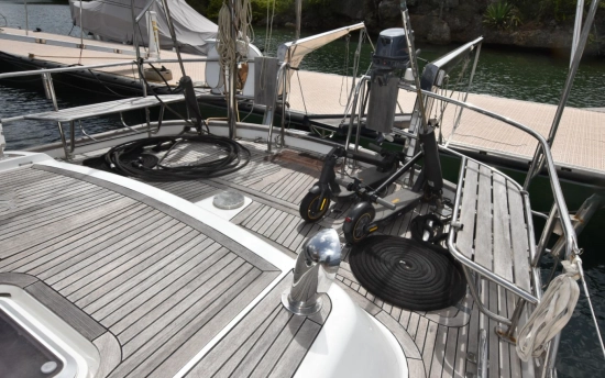 Oyster OYSTER 80 Deck Saloon usata in vendita