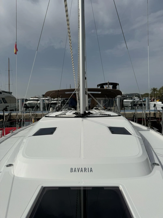 Bavaria Yachts C42 gebraucht zum verkauf