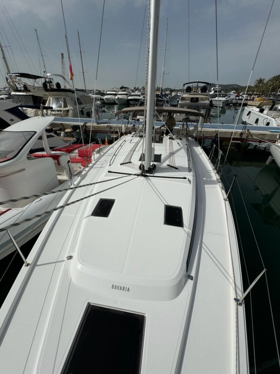 Bavaria Yachts C42 preowned for sale