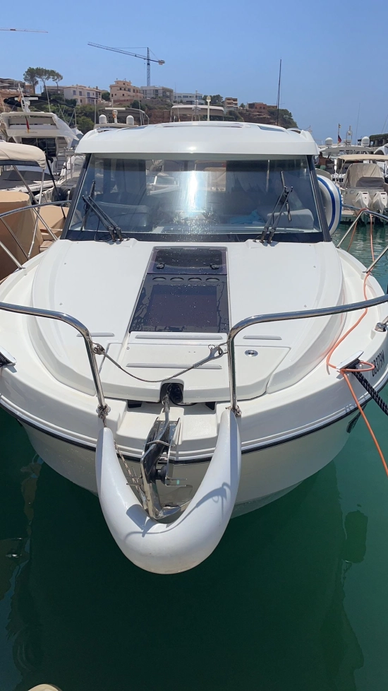 Beneteau Antares 9 preowned for sale