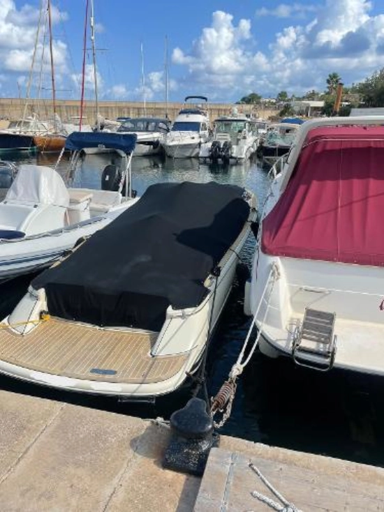 Chris Craft Launch 25 preowned for sale