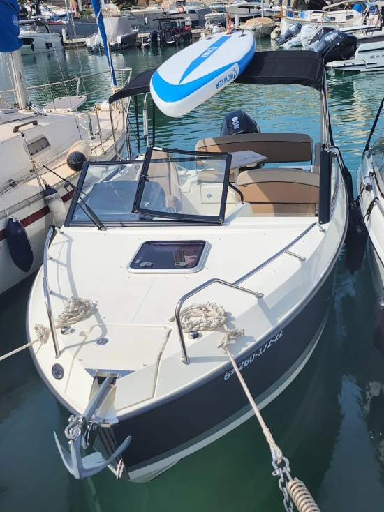 Quicksilver Cruiser Activ 675 de segunda mano en venta