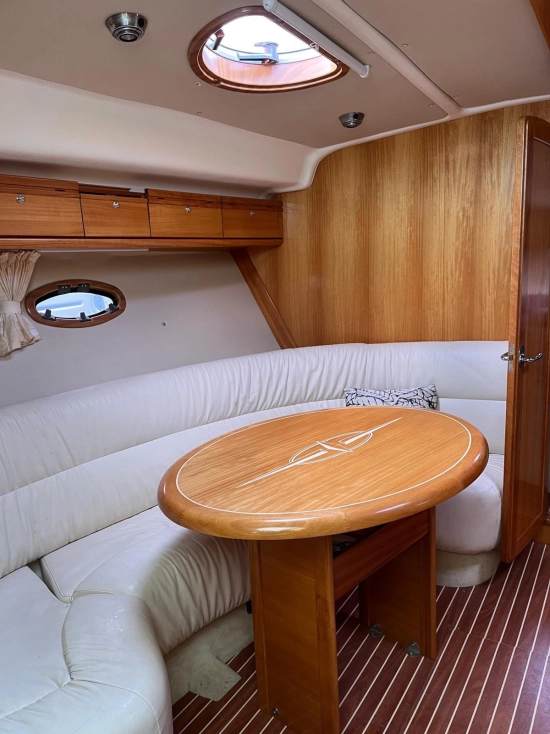 Bavaria Yachts 38 Sport Ht usado à venda