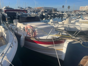 Knort Cabinada 32 usata in vendita