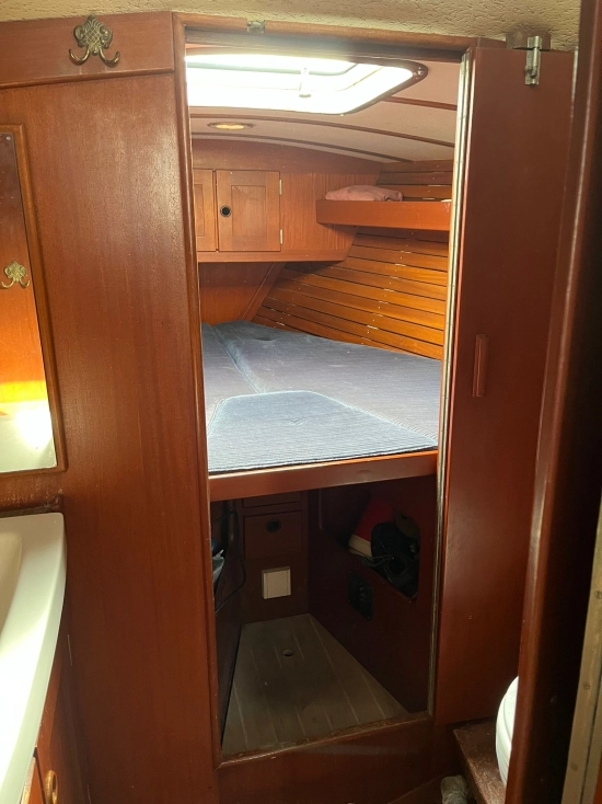 Hallberg Rassy 31 usata in vendita