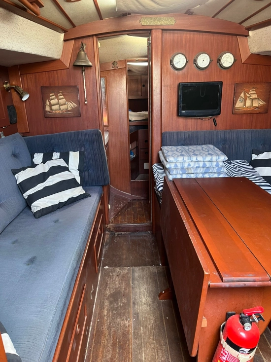 Hallberg Rassy 31 usata in vendita