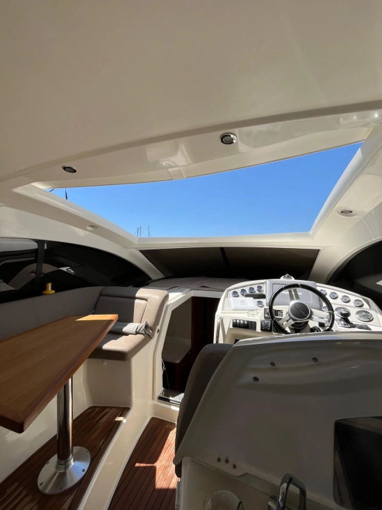 Prestige 390 S usado à venda