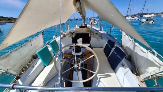 West Wind 35 usata in vendita
