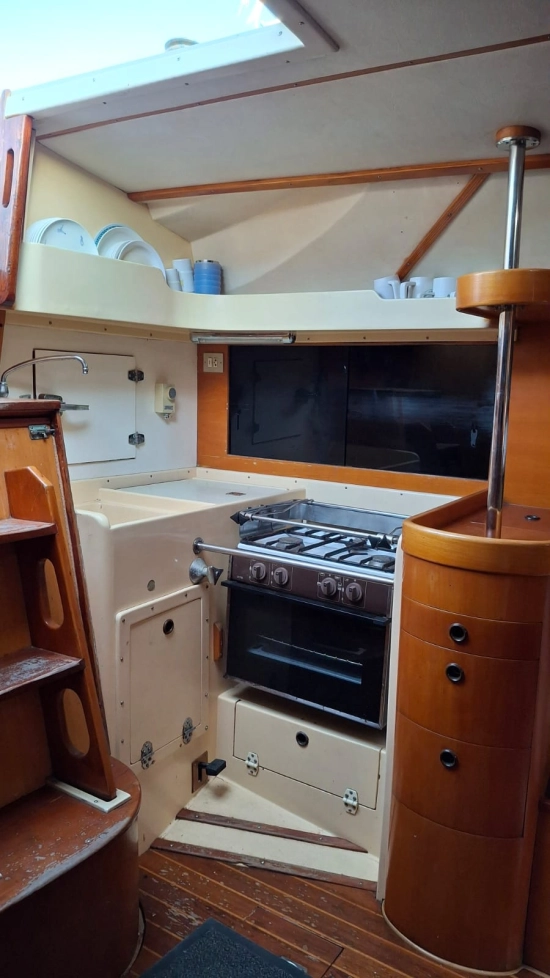 West Wind 35 usata in vendita
