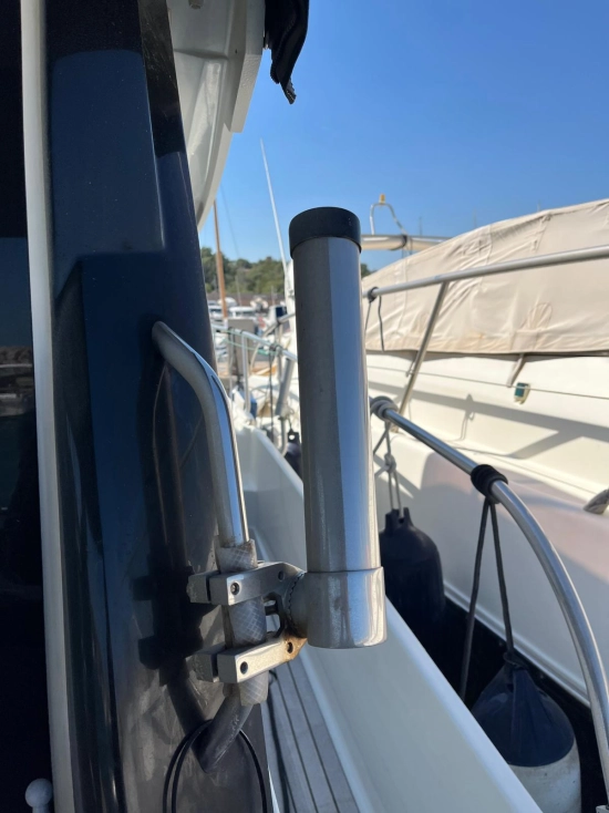Jeanneau Merry Fisher 10.95 usado à venda