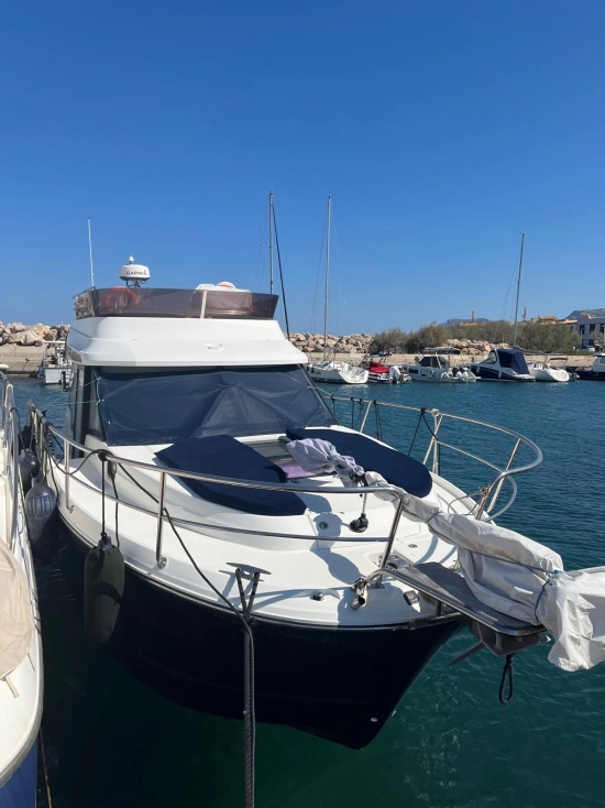 Jeanneau Merry Fisher 10.95 usado à venda