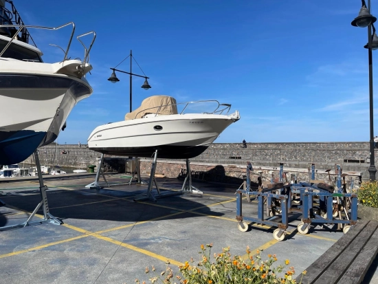 Sessa Marine Key Largo 22 usata in vendita