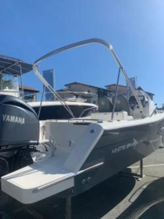 White Shark Barco White Shark 240SC de segunda mano en venta