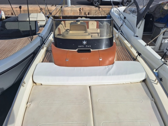 Invictus Yacht 280 Cx usado à venda