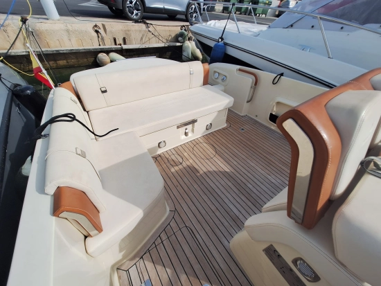 Invictus Yacht 280 Cx usado à venda