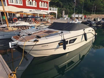 Quicksilver Activ 805 C usata in vendita