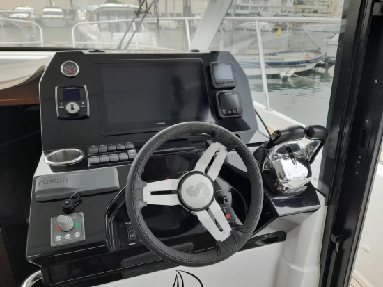 Beneteau Antares 11 usado à venda